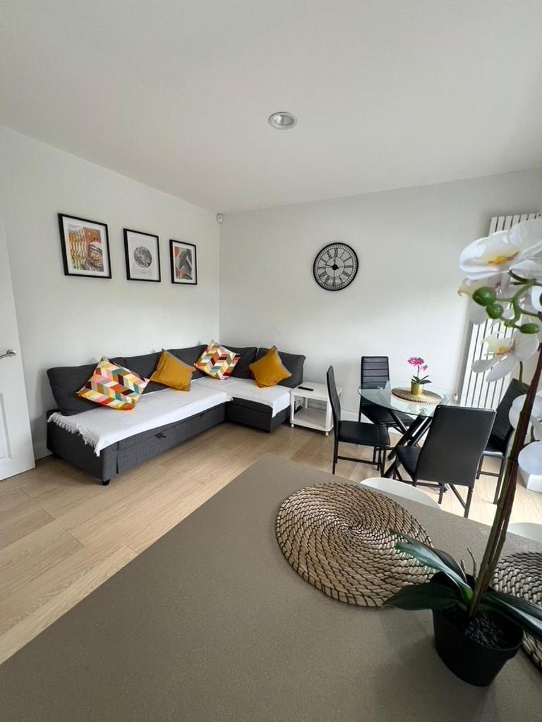 Zenobia London Luxury Apartments ฟินชืลีย์ ภายนอก รูปภาพ