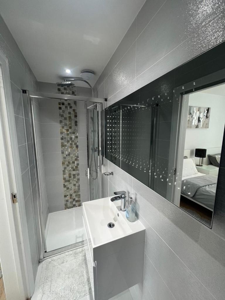 Zenobia London Luxury Apartments ฟินชืลีย์ ภายนอก รูปภาพ